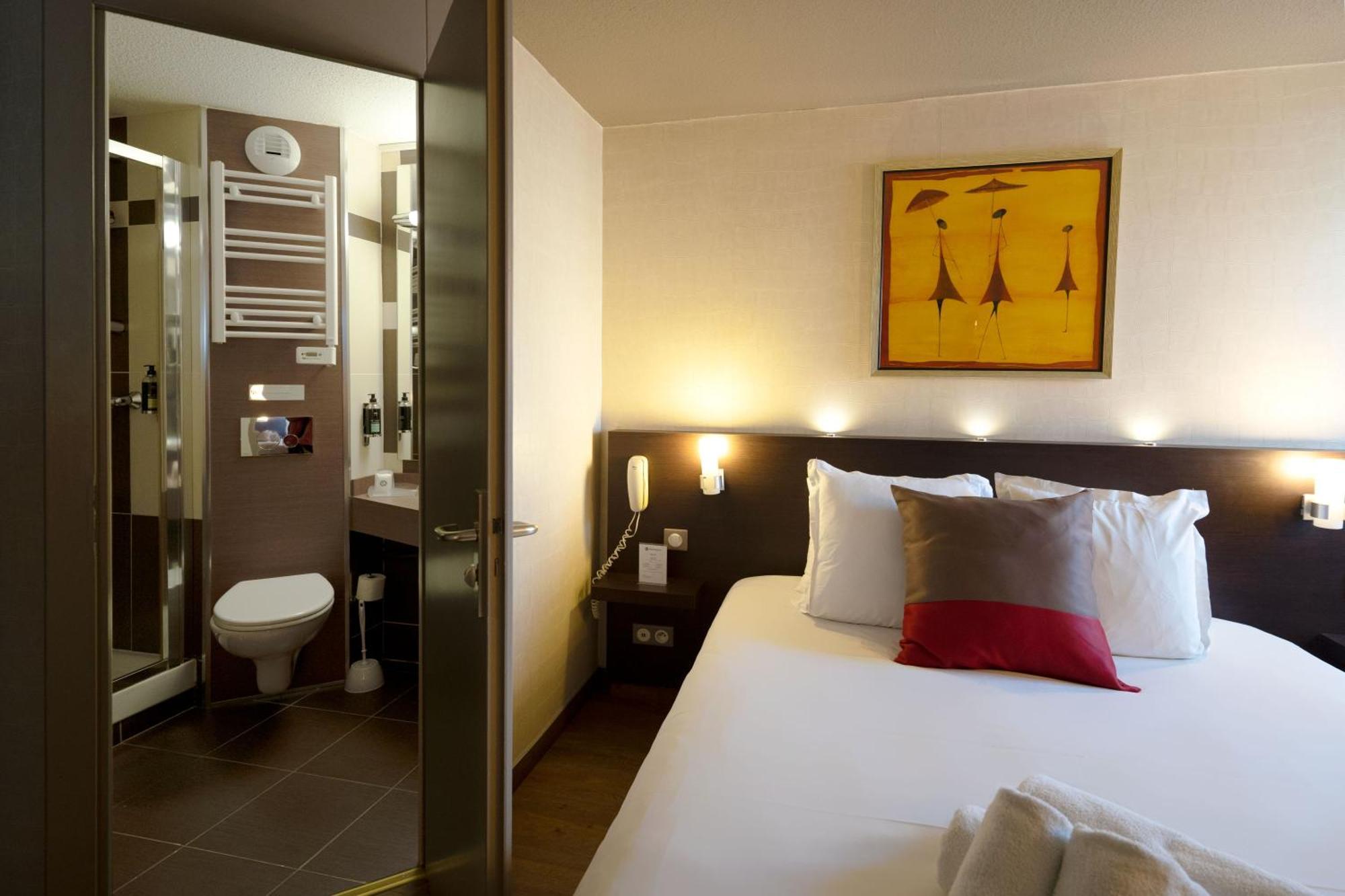 Best Western L'Atelier 117 Maubeuge Exterior photo
